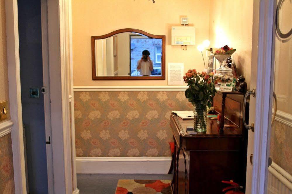 Crown Guesthouse Inverness Exterior foto